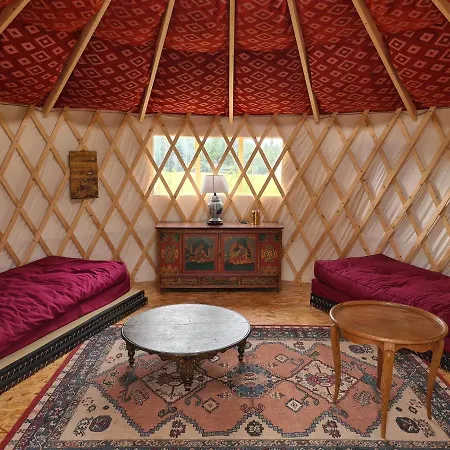 Camping A La Ferme - Hebergements Insolites Cerisy-la-Foret