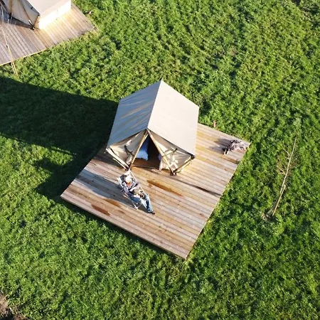 à La Ferme - Hébergements Insolites Campeggio Cerisy-la-Foret