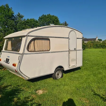à La Ferme - Hébergements Insolites Campeggio Cerisy-la-Foret