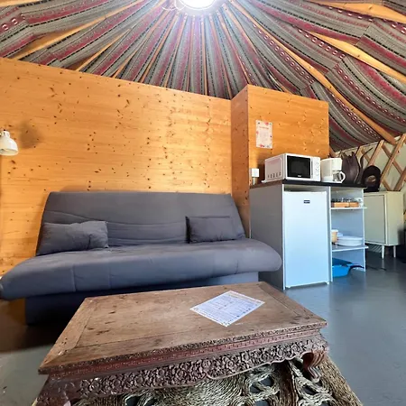 A La Ferme - Hebergements Insolites Campsite
