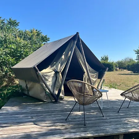 Campsite A La Ferme - Hebergements Insolites Cerisy-la-Foret