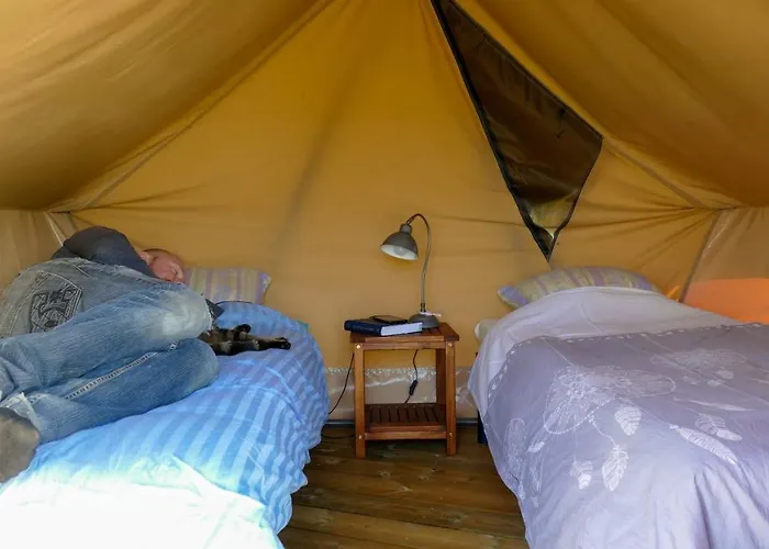 Kemping A La Ferme - Hebergements Insolites Cerisy-la-Forêt