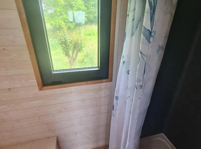 A La Ferme - Hebergements Insolites *