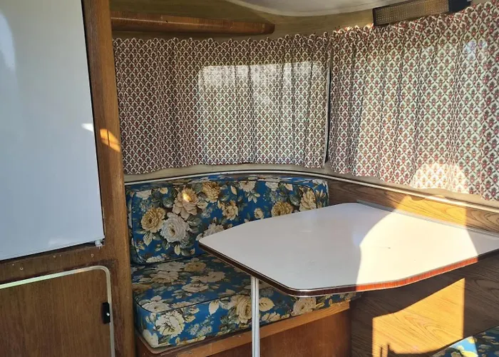 A La Ferme - Hebergements Insolites *